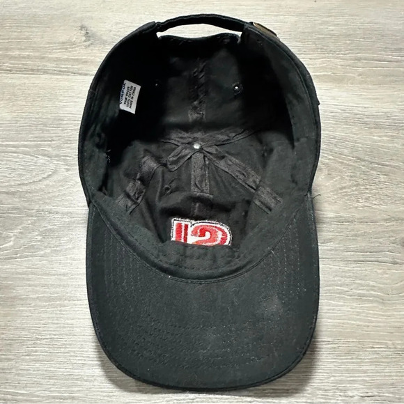 Sports Illustrated StrapBack Dad Hat Black/Red - Picture 4 of 5